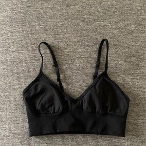 Lululemon ebb to street size 8